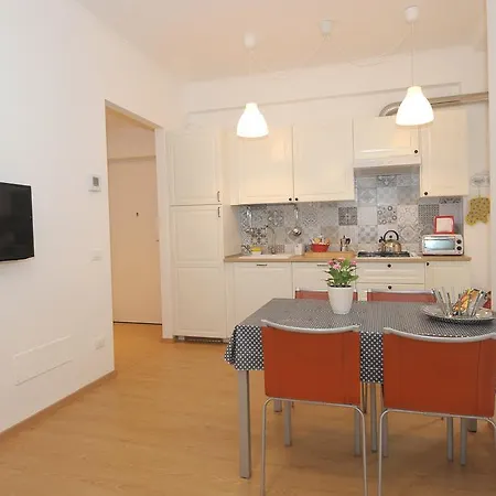 Holiday Home Roma Διαμέρισμα *